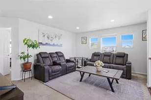 161 N Elk Ct, Aurora, CO 80018 - Photo 15