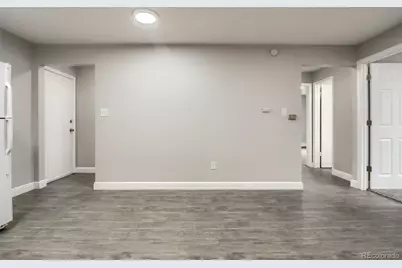 560 Dayton Street, Aurora, CO 80010 - Photo 7