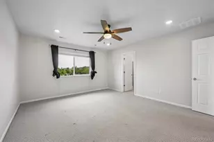 4126 S Netherland Cir, Aurora, CO 80013 - Photo 23