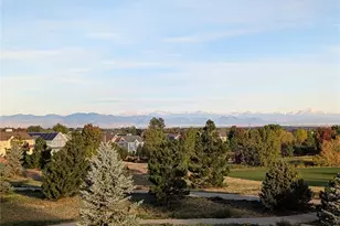 4126 S Netherland Cir, Aurora, CO 80013 - Photo 3