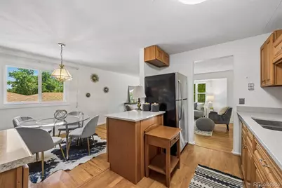 1841 S Saulsbury Court, Lakewood, CO 80232 - Photo 9