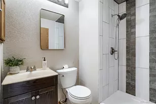 11913 E Kepner Dr, Aurora, CO 80012 - Photo 15