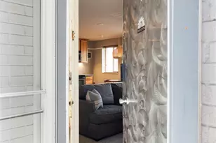 1419 Detroit St, Denver, CO 80206 - Photo 3