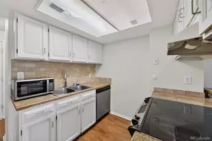 2826 S Lansing Way, Aurora, CO 80014 - Photo 9