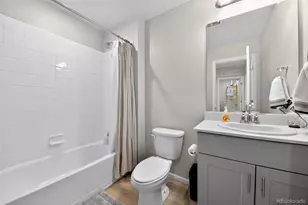 6078 N Lisbon St, Aurora, CO 80019 - Photo 23