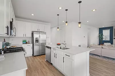 27536 E Byers Place, Aurora, CO 80018 - Photo 9