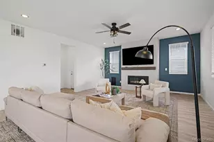 27536 E Byers Pl, Aurora, CO 80018 - Photo 5