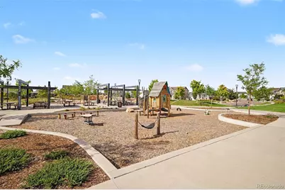 27536 E Byers Place, Aurora, CO 80018 - Photo 31