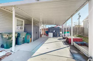 1960 Rowena St, Thornton, CO 80229 - Photo 23