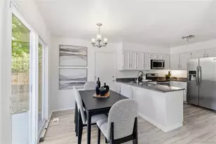 1430 S Vaughn Cir, Aurora, CO 80012 - Photo 13