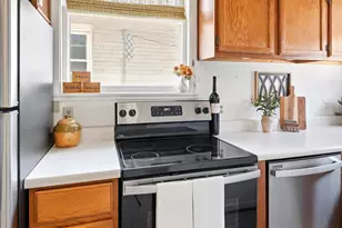 281 S Emerson St, Denver, CO 80209 - Photo 15