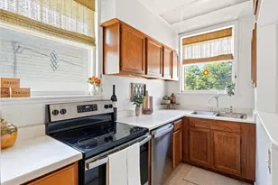 281 S Emerson St, Denver, CO 80209 - Photo 13