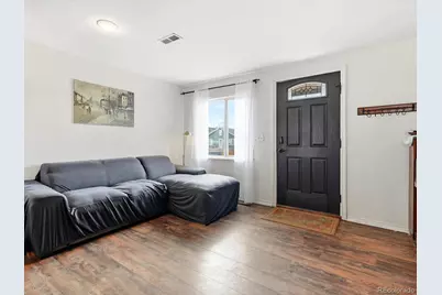 360 S 7th Avenue, Brighton, CO 80601 - Photo 9