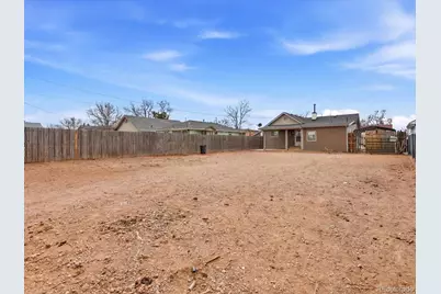 360 S 7th Avenue, Brighton, CO 80601 - Photo 31