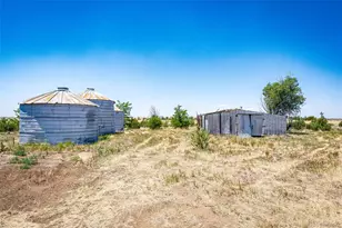 45501 E 38th Ave, Bennett, CO 80102 - Photo 29