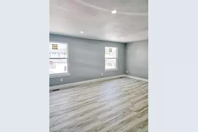 4716 Freeport Way, Denver, CO 80239 - Photo 9