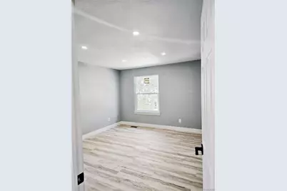 4716 Freeport Way, Denver, CO 80239 - Photo 15
