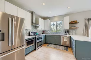 2872 Feather Ct, Castle Rock, CO 80109 - Photo 3