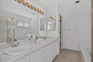 2718 W Greens Dr, Littleton, CO 80123 - Photo 33