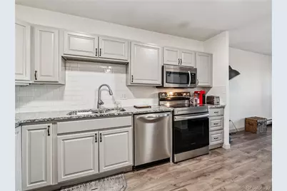 300 S Clinton Street #8C, Denver, CO 80247 - Photo 9