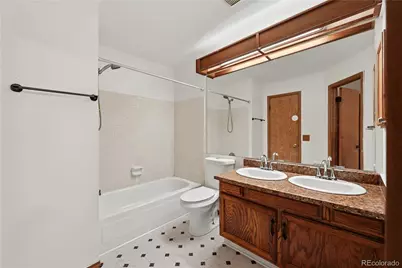 15566 E Louisiana Avenue, Aurora, CO 80017 - Photo 15