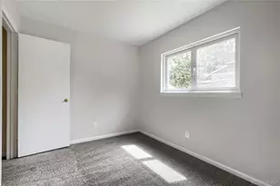 490 S Kingston Cir, Aurora, CO 80012 - Photo 19