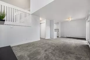 2835 S Monaco Parkway, Denver, CO 80222 - Photo 15