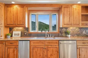 35 Spruce Rd, Golden, CO 80401 - Photo 9