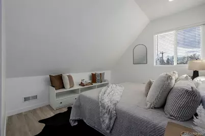 555 S Logan Street, Denver, CO 80209 - Photo 25