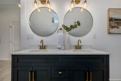 555 S Logan Street, Denver, CO 80209 - Photo 27