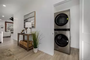 555 S Logan St, Denver, CO 80209 - Photo 23