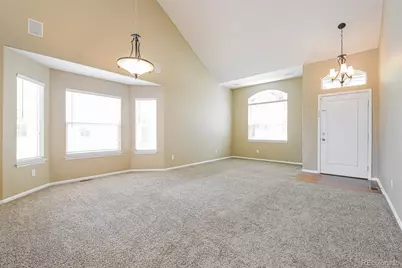 1148 S Duquesne Circle, Aurora, CO 80018 - Photo 7