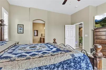 344 N De Gaulle Court, Aurora, CO 80018 - Photo 17