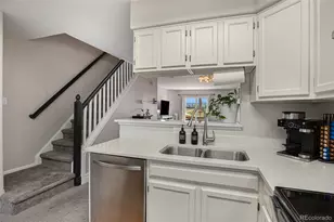 8259 S Fillmore Cir, Centennial, CO 80122 - Photo 11