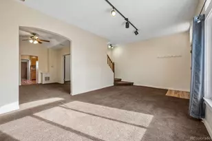 2747 Stout St, Denver, CO 80205 - Photo 9