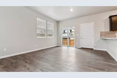 708 N Ukraine Street, Aurora, CO 80018 - Photo 7