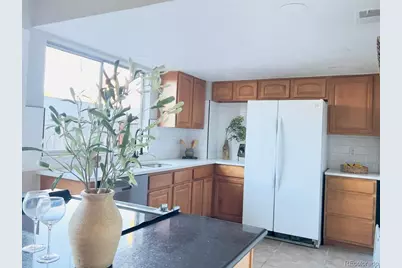 12444 E Kansas Place, Aurora, CO 80012 - Photo 7