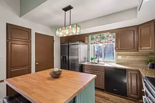 8621 W Hinsdale Pl, Littleton, CO 80128 - Photo 5