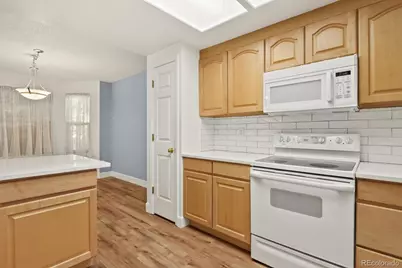 8285 S Gaylord Circle, Centennial, CO 80122 - Photo 9