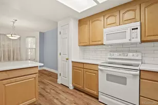 8285 S Gaylord Cir, Centennial, CO 80122 - Photo 9