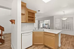 8285 S Gaylord Cir, Centennial, CO 80122 - Photo 7