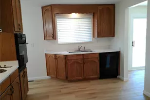 2110 Glenn Summer Rd, Colorado Springs, CO 80909 - Photo 9