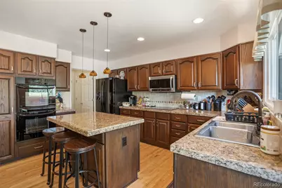 5606 S Helena Court, Centennial, CO 80015 - Photo 11