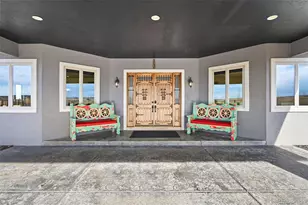 45330 Valdonna Cir, Bennett, CO 80102 - Photo 3