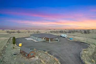 45330 Valdonna Circle, Bennett, CO 80102 - Photo 3