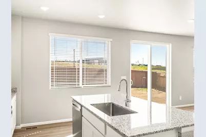12094 E 101st Avenue, Commerce City, CO 80022 - Photo 11