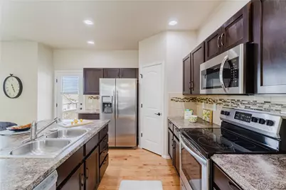 1019 Mount Oxford Avenue, Windsor, CO 80550 - Photo 9