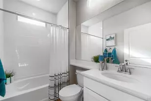 22113 E 49th Pl, Aurora, CO 80019 - Photo 29