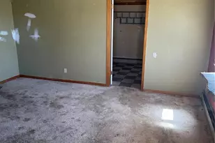 335 E 11th St, Loveland, CO 80537 - Photo 25