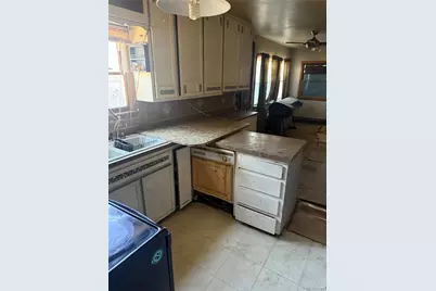 335 E 11th Street, Loveland, CO 80537 - Photo 23